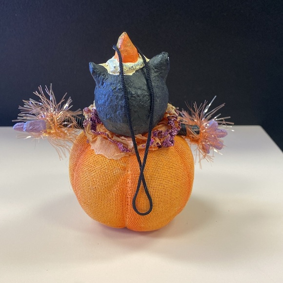 SET OF TWO *RETRO* HALLOWEEN DECORATIONS - Picture 4 of 4